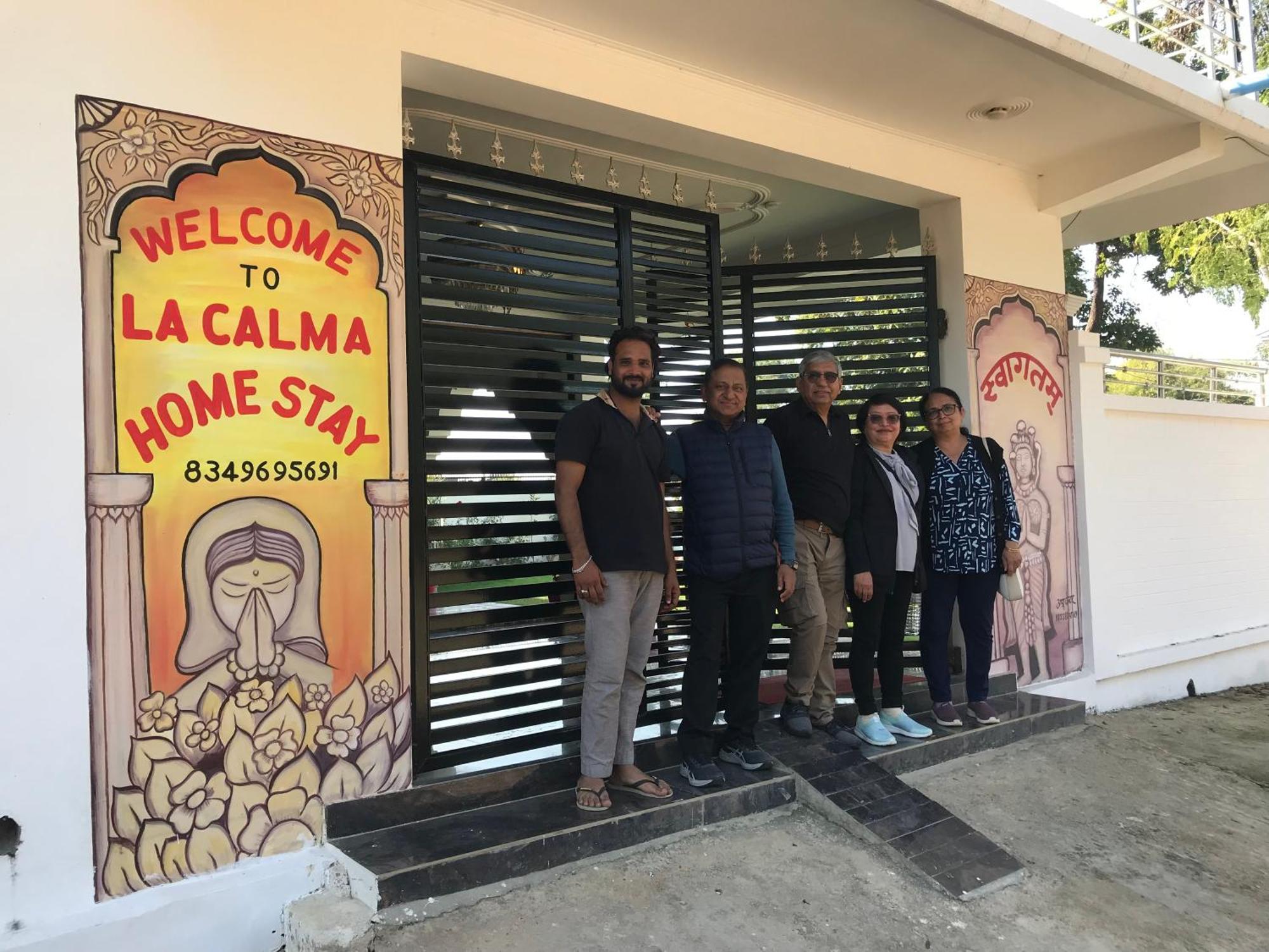 La Calma Homestay Khajuraho Exterior photo